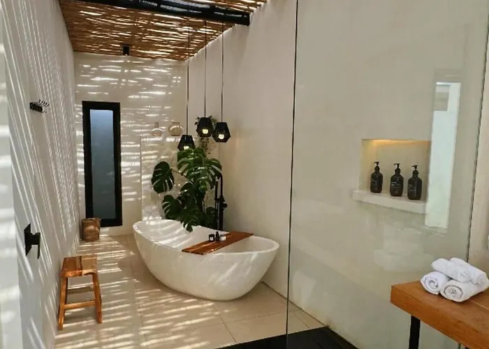 Ecstatic Villa, Heart Of Uluwatu (Bali)